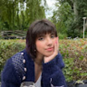 Meet your Posher, Lily